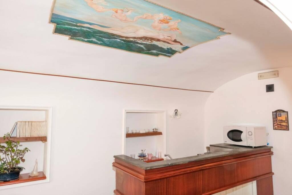 Apartamento Napoli Centro Storico Un Passo Da San Gennaro Exterior foto