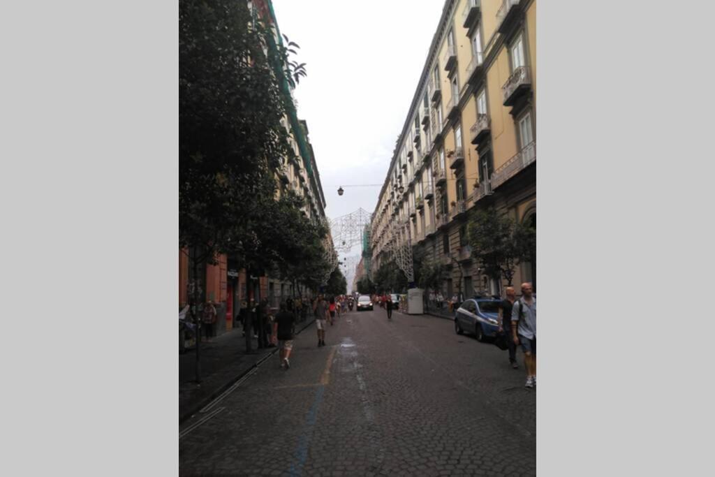 Apartamento Napoli Centro Storico Un Passo Da San Gennaro Exterior foto